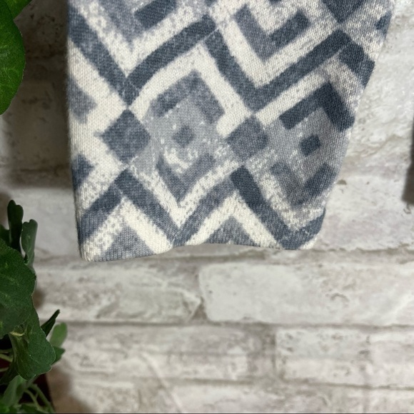 Pendleton Women’s Blue Chevron Button Up Cotton Cardigan Sweater Sz M - Picture 3 of 9